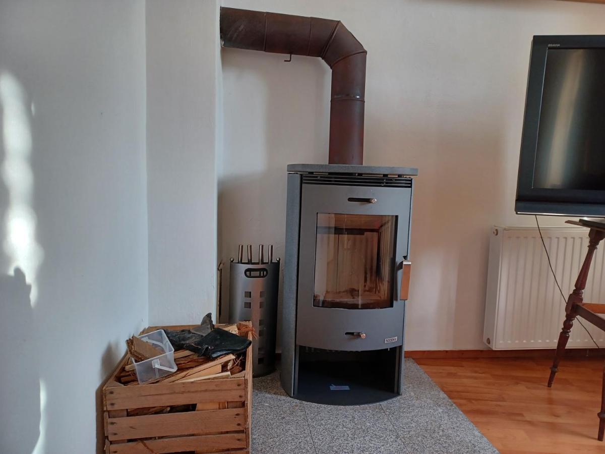 Ehemalige Bibliothek Apartment Fuer 2 Mit Kueche Kamin Netflix Parken Und Hofladen Steinhofel Zewnętrze zdjęcie