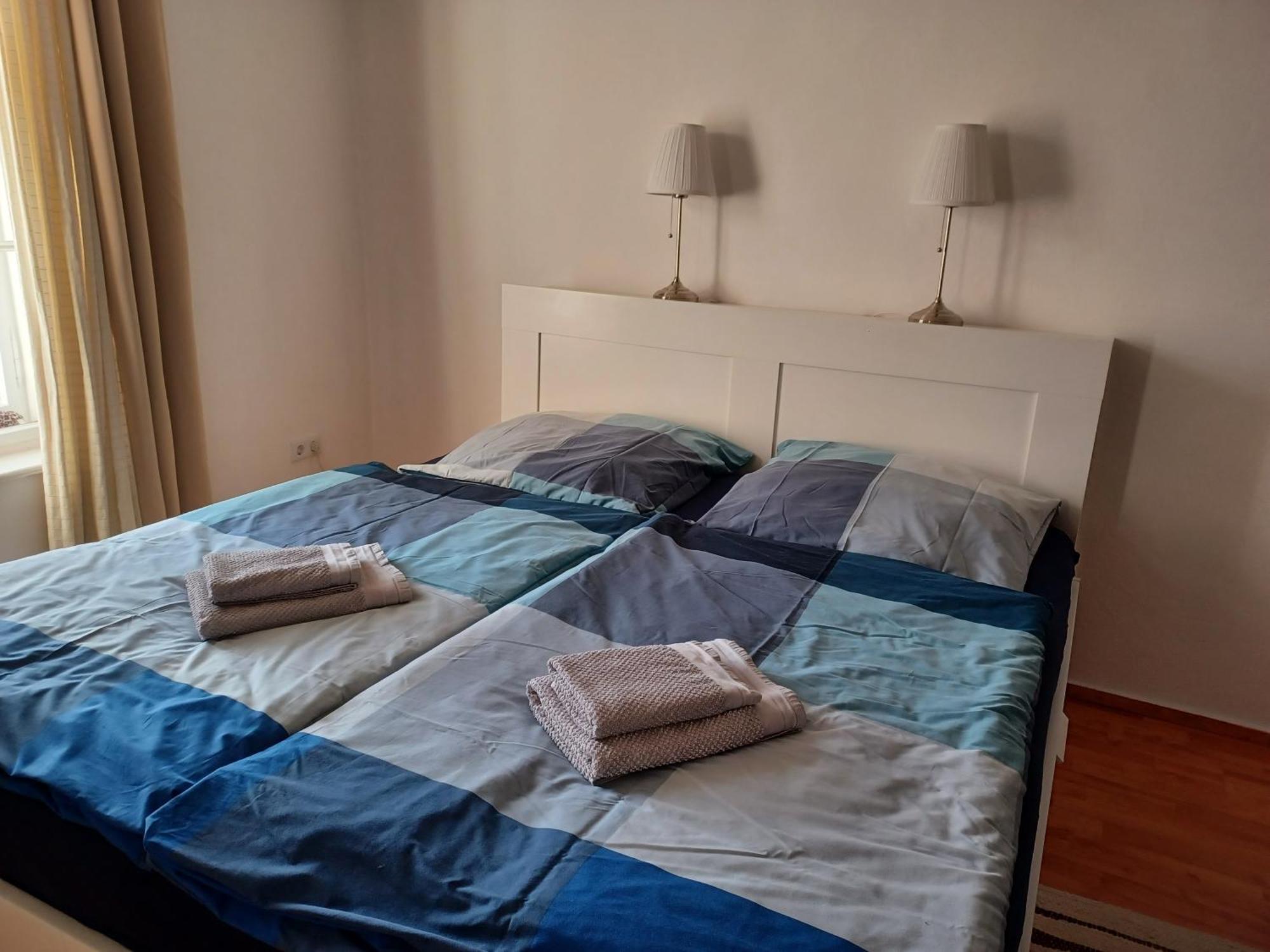 Ehemalige Bibliothek Apartment Fuer 2 Mit Kueche Kamin Netflix Parken Und Hofladen Steinhofel Zewnętrze zdjęcie